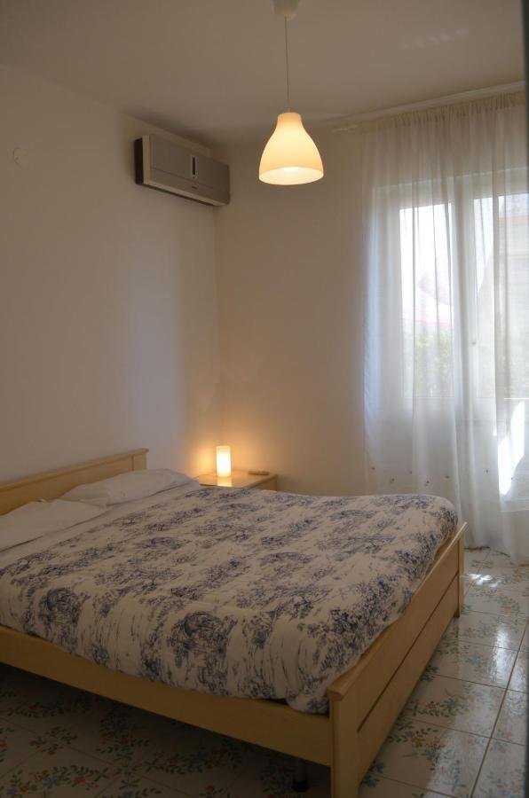 Casa Elena Apartment Maiori Ruang foto